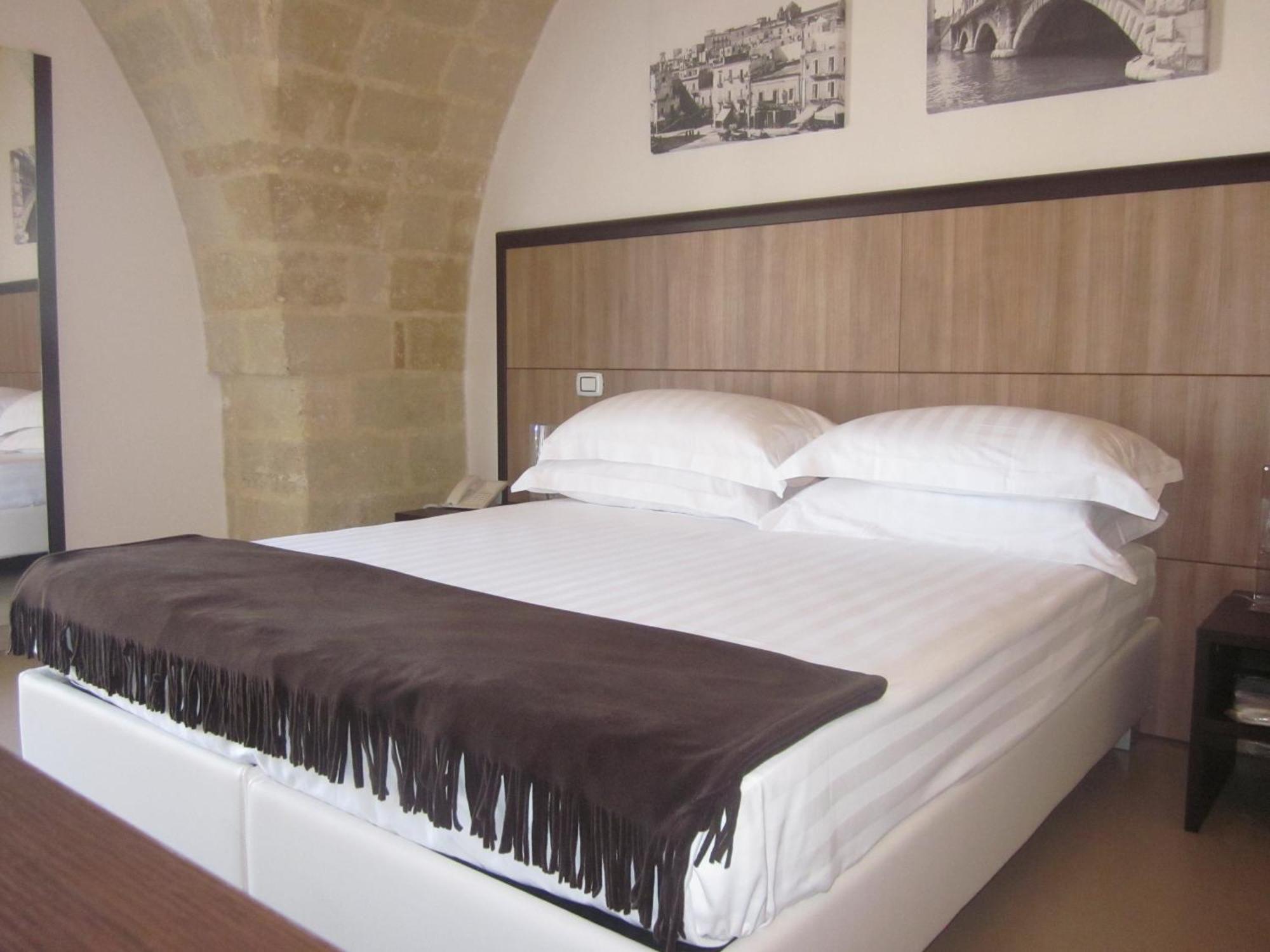 Albergo Del Sole Taranto Exterior photo