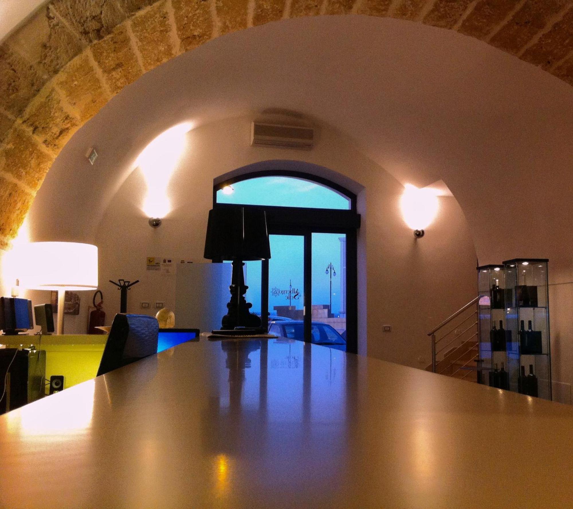 Albergo Del Sole Taranto Exterior photo