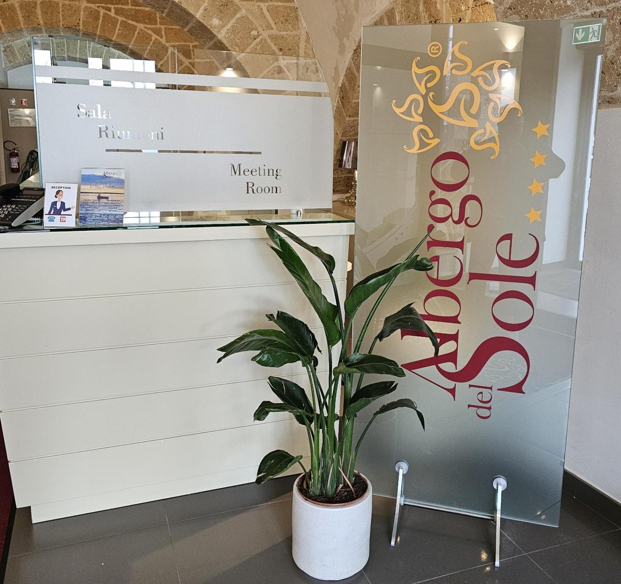 Albergo Del Sole Taranto Exterior photo